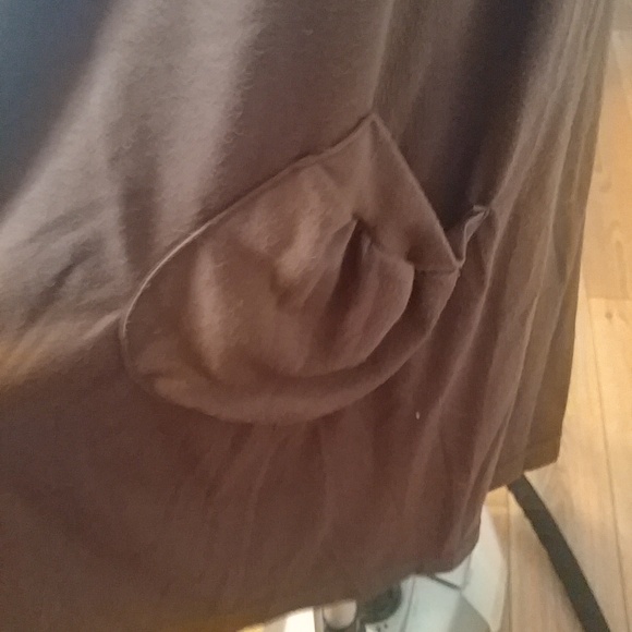 10/$10    Cover Me Brown Dress M - Picture 3 of 5